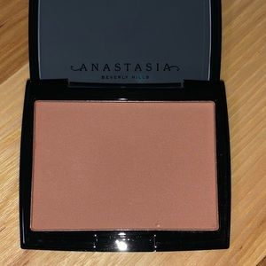 Anastasia Beverly Hills Bronzer